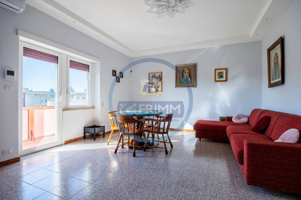 appartamento in vendita a Roma in zona Torre Gaia