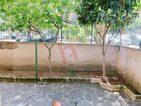 appartamento in vendita a Roma in zona Tuscolano