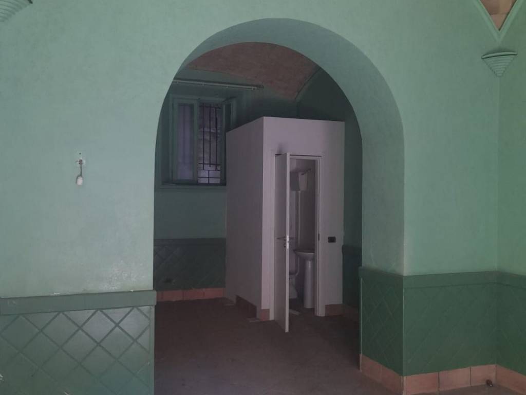 negozio in vendita a Roma in zona Salario