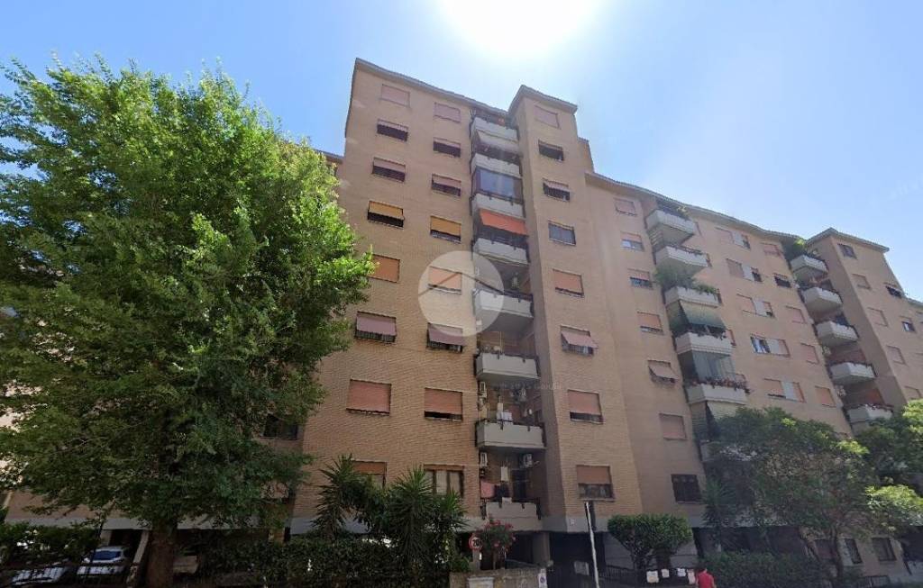 appartamento in vendita a Roma in zona Cinecittà