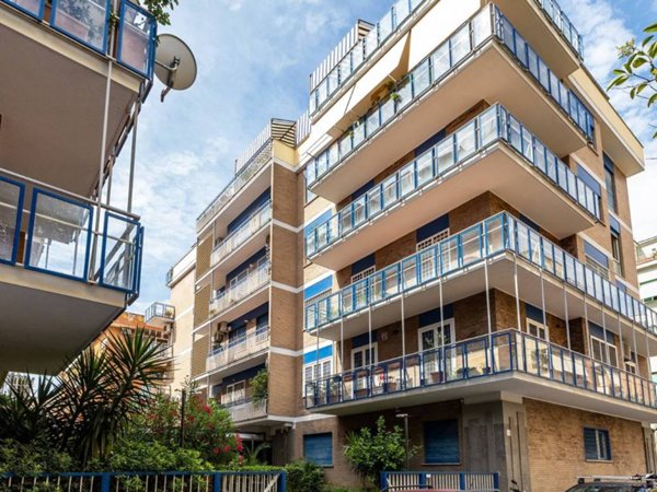 appartamento in vendita a Roma in zona Monte Sacro/Talenti