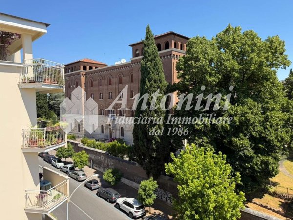 appartamento in vendita a Roma in zona Trieste