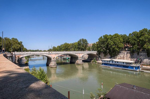 appartamento in vendita a Roma in zona Campo Marzio