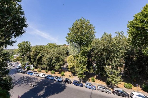 appartamento in vendita a Roma in zona Portuense