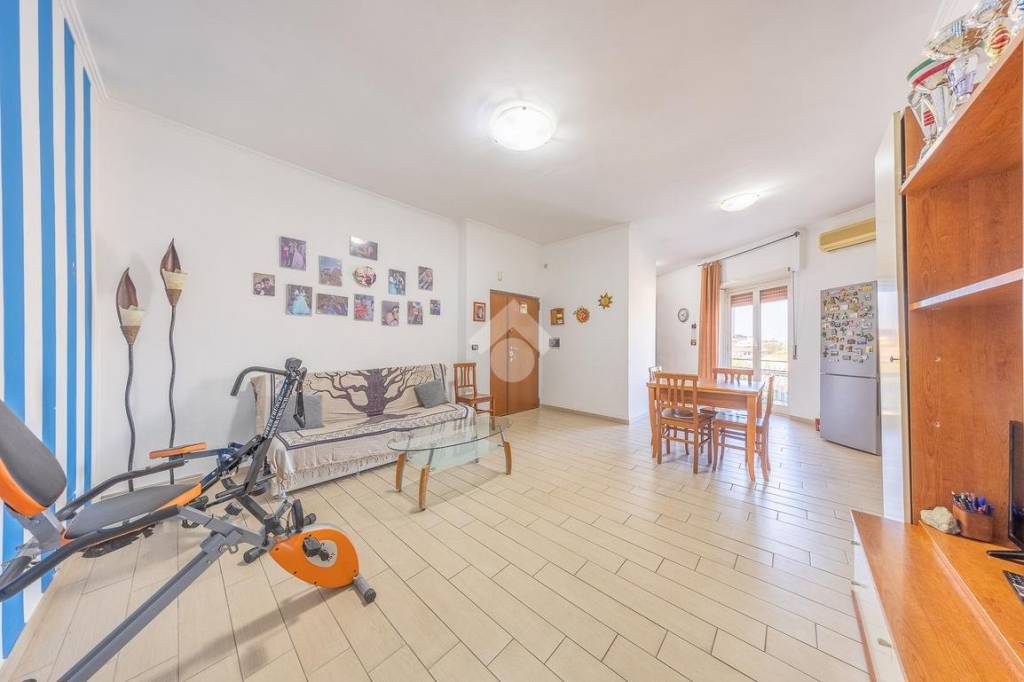 appartamento in vendita a Roma in zona Finocchio