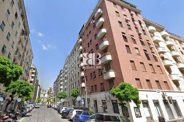 appartamento in vendita a Roma in zona Tuscolano