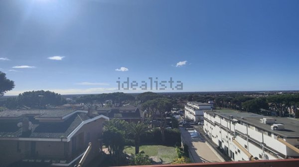 appartamento in vendita a Roma in zona Axa