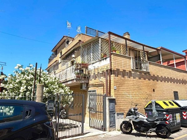 casa indipendente in vendita a Roma in zona Montespaccato