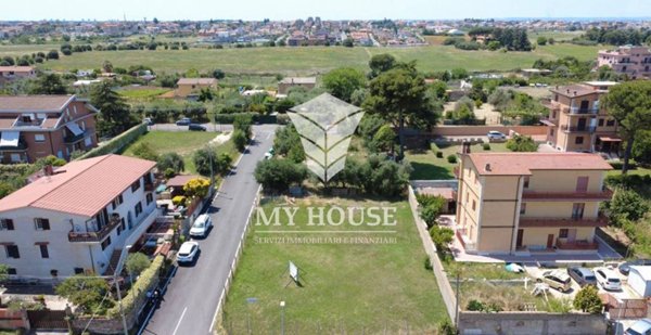 terreno agricolo in vendita a Roma in zona Fosso di San Giuliano