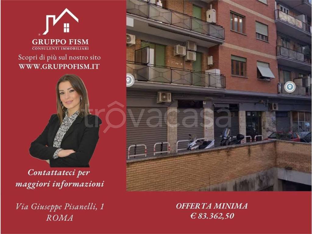 negozio in vendita a Roma in zona Tuscolano