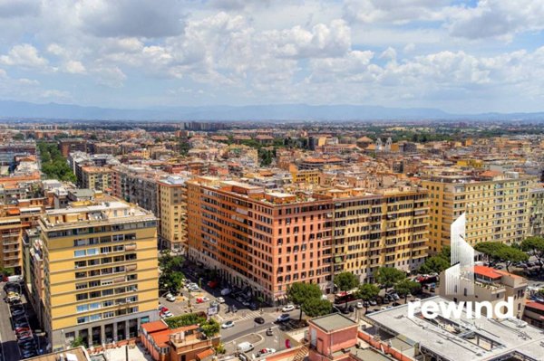 appartamento in vendita a Roma in zona Tuscolano