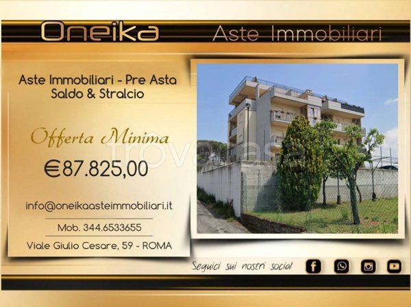appartamento in vendita a Roma in zona Lunghezza