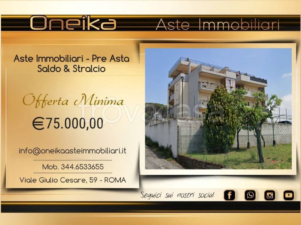 appartamento in vendita a Roma in zona Lunghezza