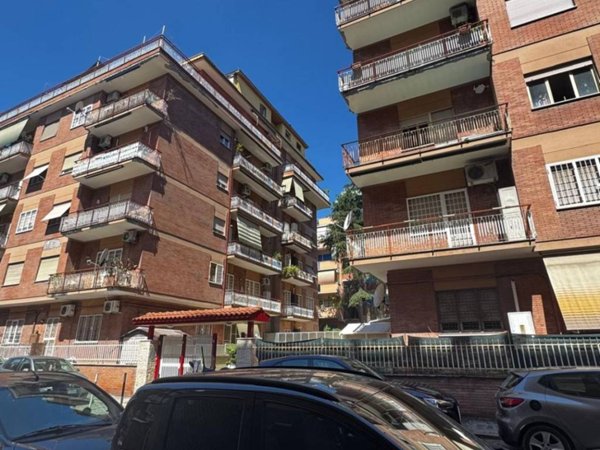 appartamento in vendita a Roma in zona Collatino