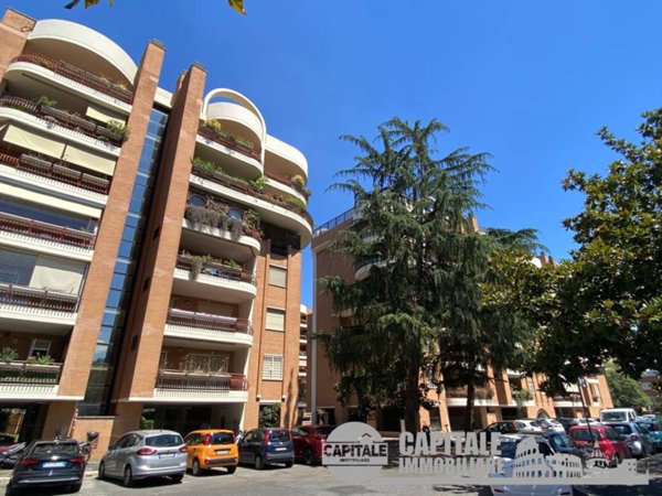 appartamento in vendita a Roma in zona Torrino