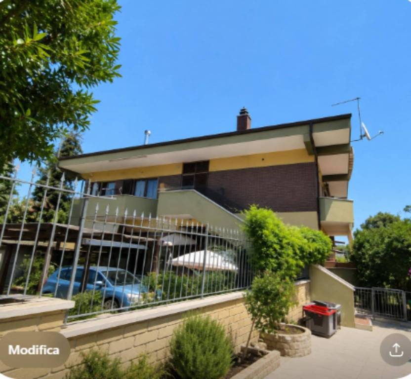 casa indipendente in vendita a Roma