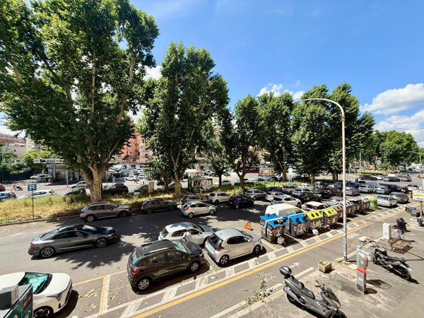 appartamento in vendita a Roma in zona Monte Sacro/Talenti