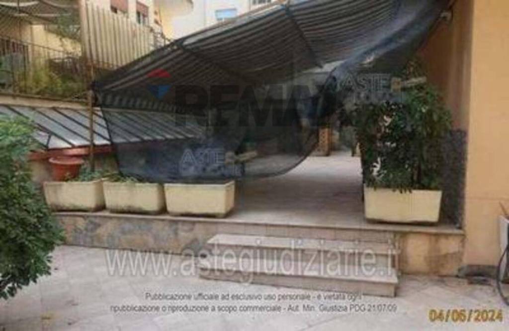 appartamento in vendita a Roma in zona Appio Latino