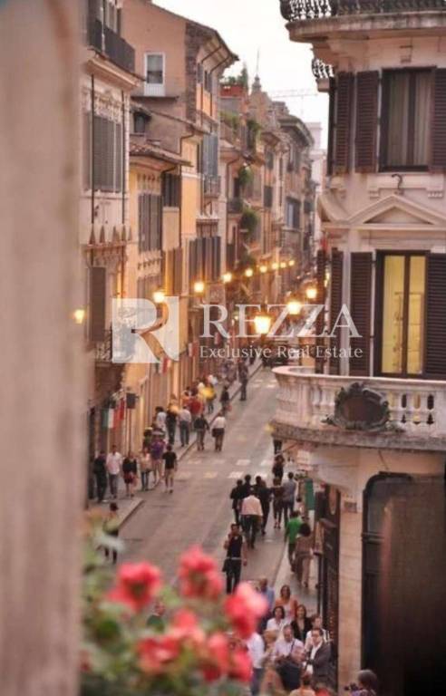 trivano in vendita a Roma in zona Campo Marzio