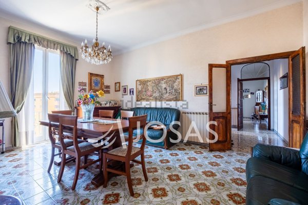 appartamento in vendita a Roma in zona Ostiense