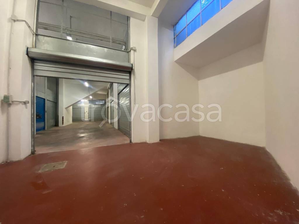 locale di sgombero in vendita a Roma in zona Torrevecchia