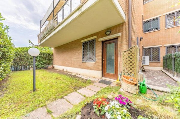 appartamento in vendita a Roma in zona Cinquina