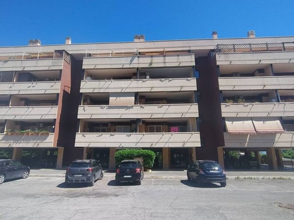 appartamento in vendita a Roma in zona Ponte di Nona