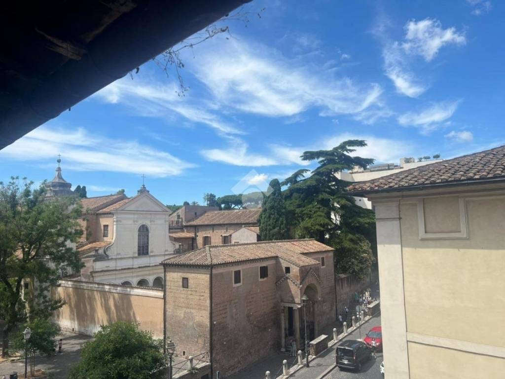 appartamento in vendita a Roma in zona Celio