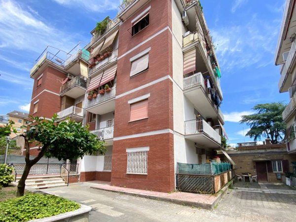 appartamento in vendita a Roma in zona Torrevecchia