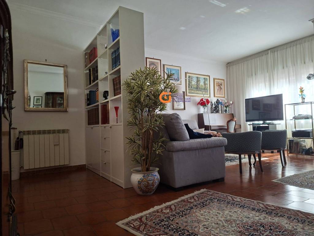 appartamento in vendita a Roma in zona Portuense