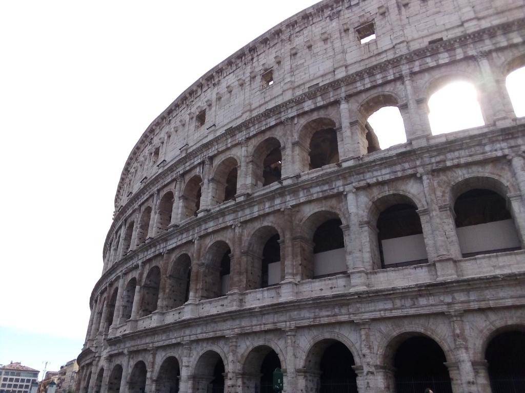 negozio in vendita a Roma in zona Celio