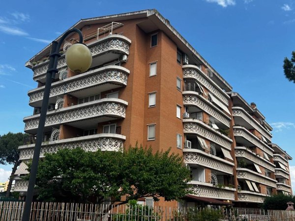 appartamento in vendita a Roma in zona Aurelio