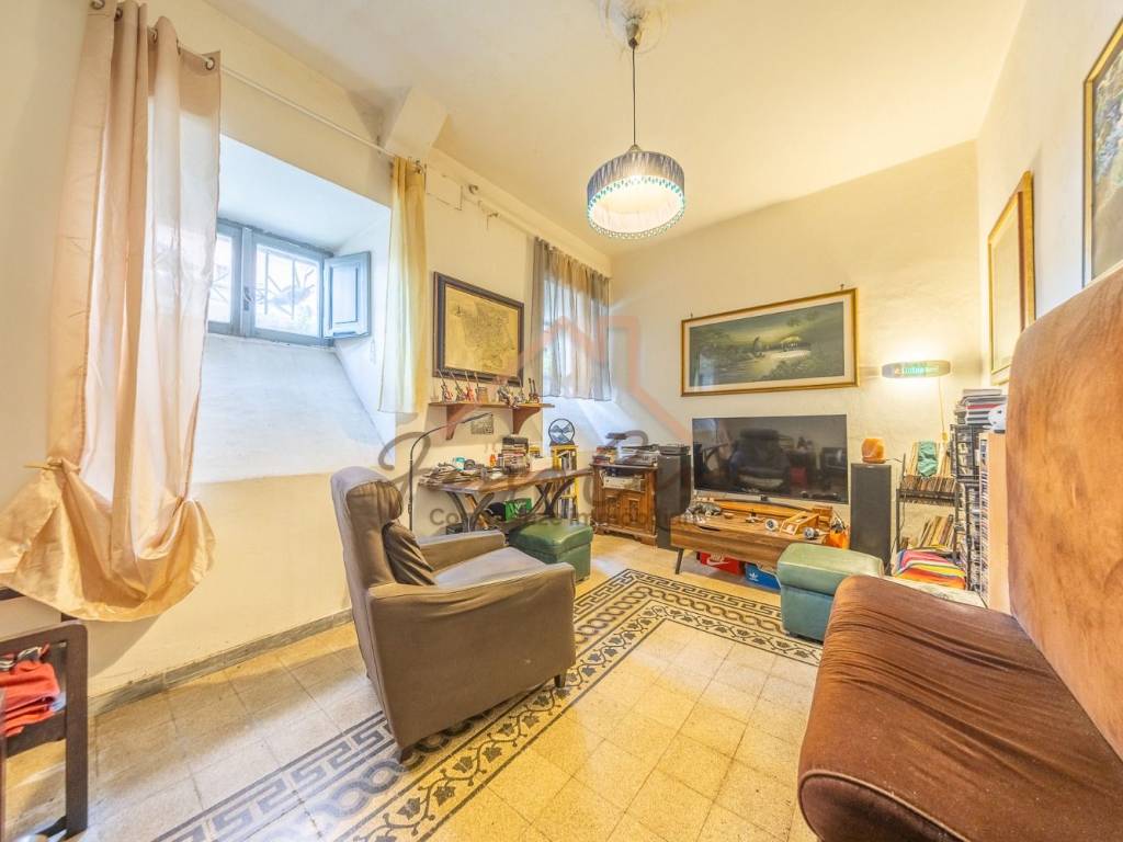 appartamento in vendita a Roma in zona Ostiense
