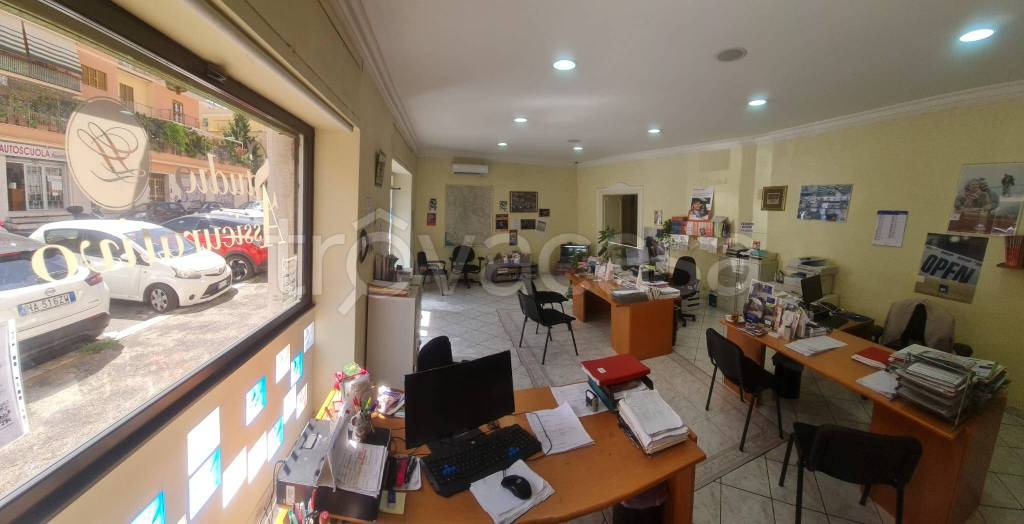 negozio in vendita a Roma in zona Prenestino-Centocelle