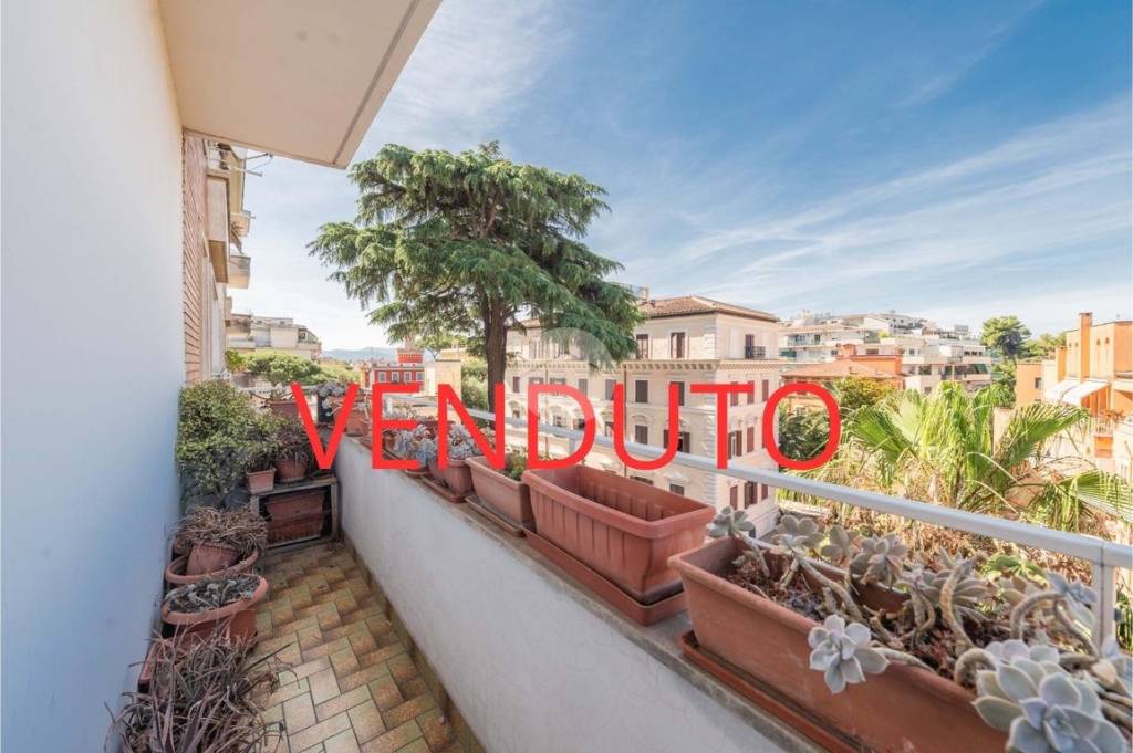 appartamento in vendita a Roma in zona Trieste