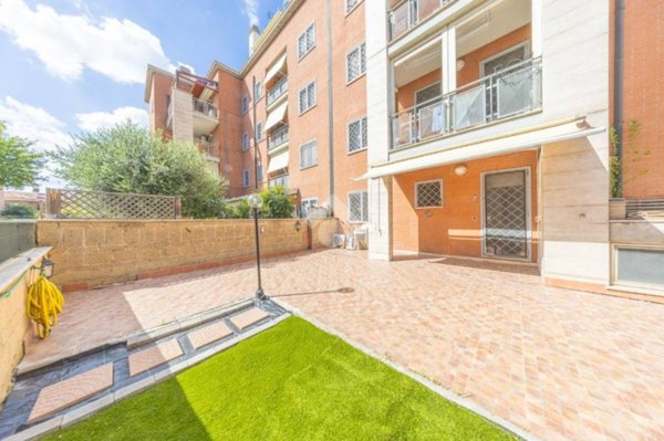 appartamento in vendita a Roma in zona Settecamini