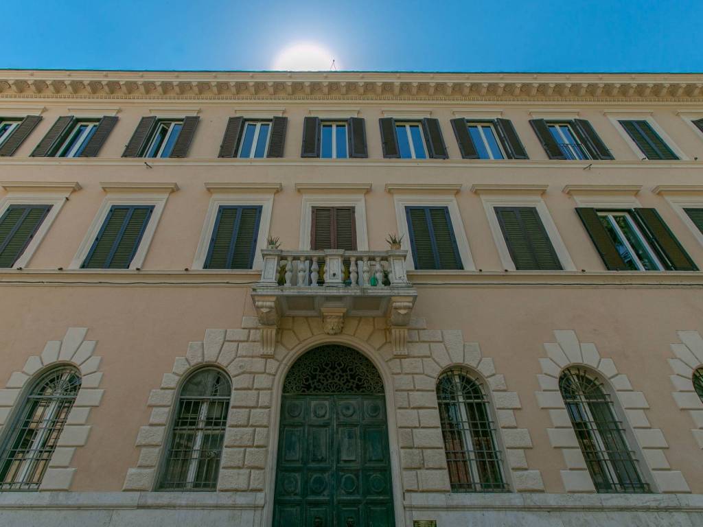 appartamento in vendita a Roma in zona Trastevere