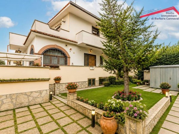 casa indipendente in vendita a Roma in zona Dragona/Bagnoletto