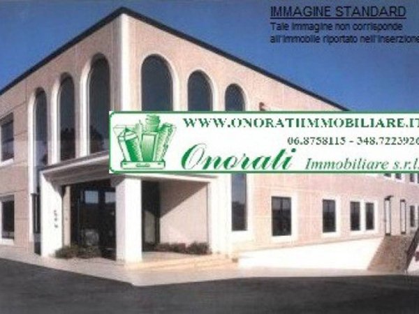 negozio in vendita a Roma in zona Settecamini