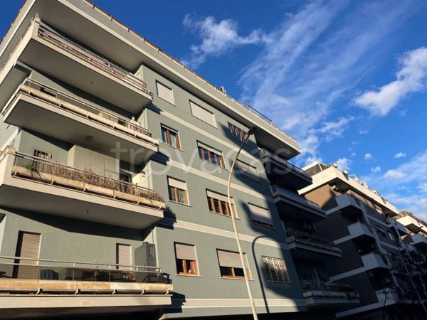 appartamento in vendita a Roma in zona Ostia