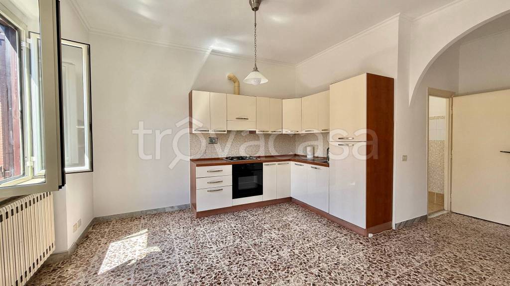 appartamento in vendita a Roma in zona Colle del Sole