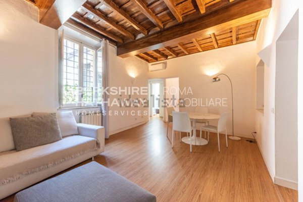 appartamento in vendita a Roma in zona Campo Marzio