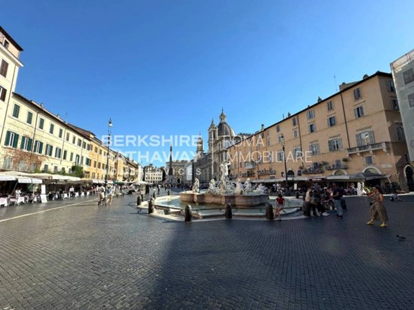 appartamento in vendita a Roma in zona Parione/Sant'Eustachio