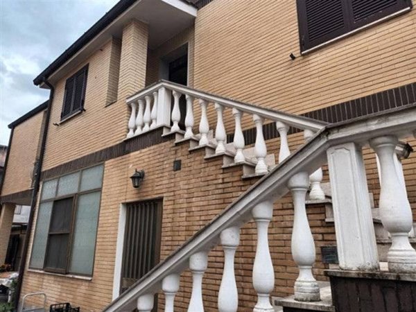 appartamento in vendita a Roma in zona Dragona/Bagnoletto