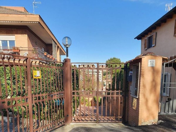 negozio in vendita a Roma in zona Trionfale