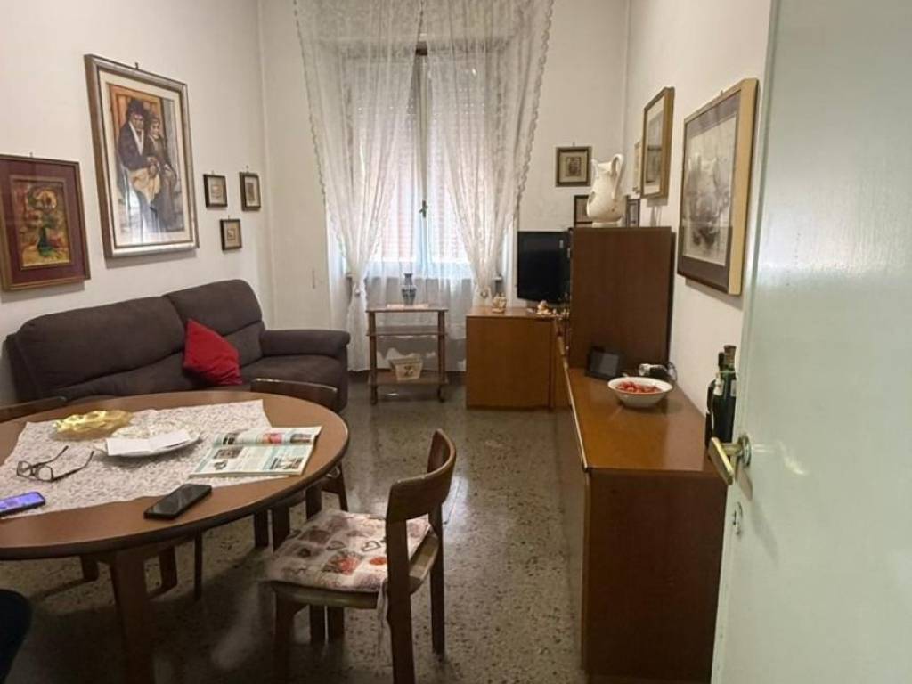 appartamento in vendita a Roma in zona Tuscolano