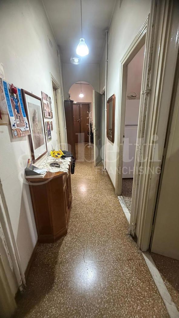 appartamento in vendita a Roma in zona Tuscolano