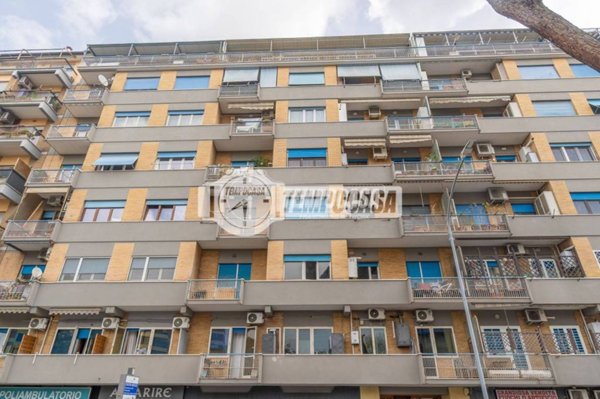 appartamento in vendita a Roma in zona Tuscolano