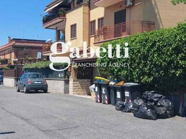 appartamento in vendita a Roma in zona Ponte di Nona