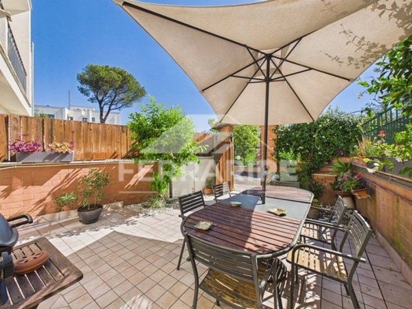 casa indipendente in vendita a Roma in zona La Pisana